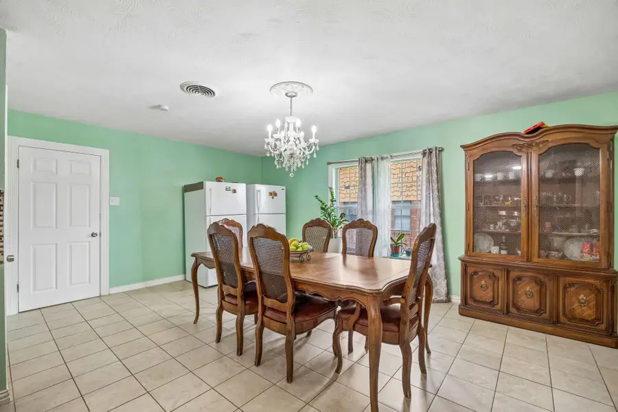 2122 S Vernon Avenue, Dallas, TX 75224 - #3