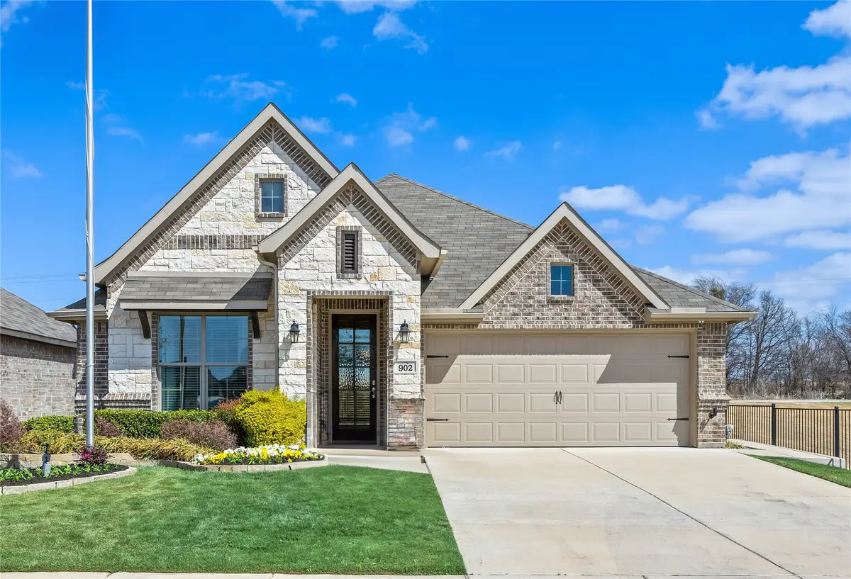 902 Misty Lane, Cleburne, TX 76033 - #1