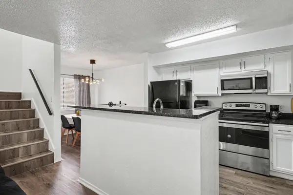 2304 Balsam Drive #E203, Arlington, TX 76006