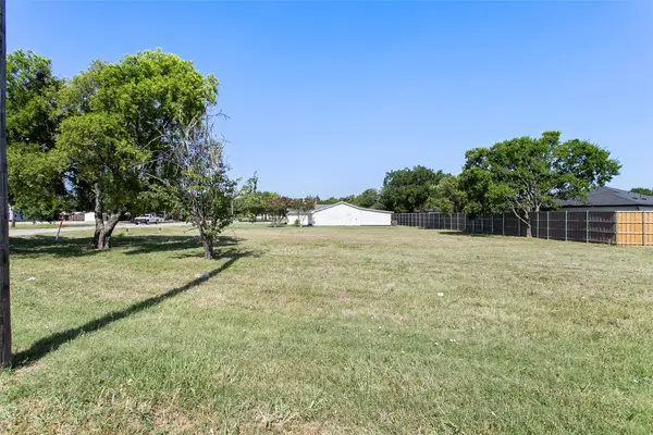 7501 Main Street, The Colony, TX 75056