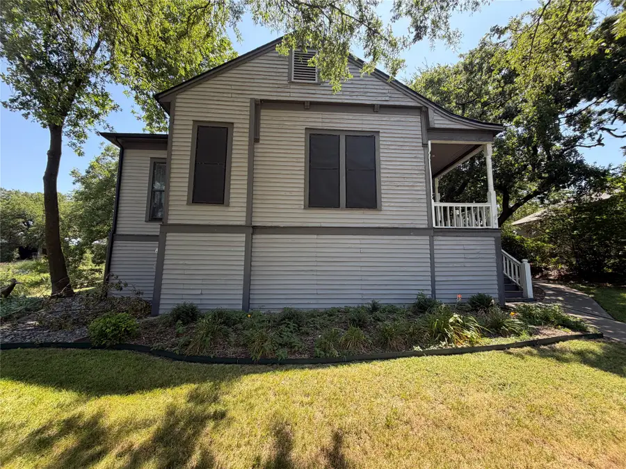 811 N Elm Street, Sherman, TX 75090 - #3