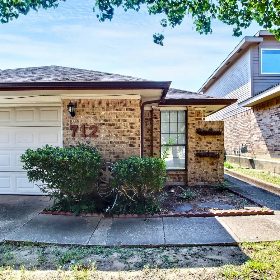 712 Via Miramonte, Mesquite, TX 75150 - #2