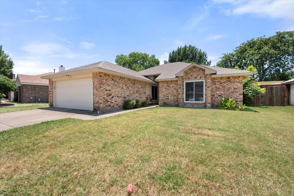 4959 Shady Oak Trail, Grand Prairie, TX 75052 - #1