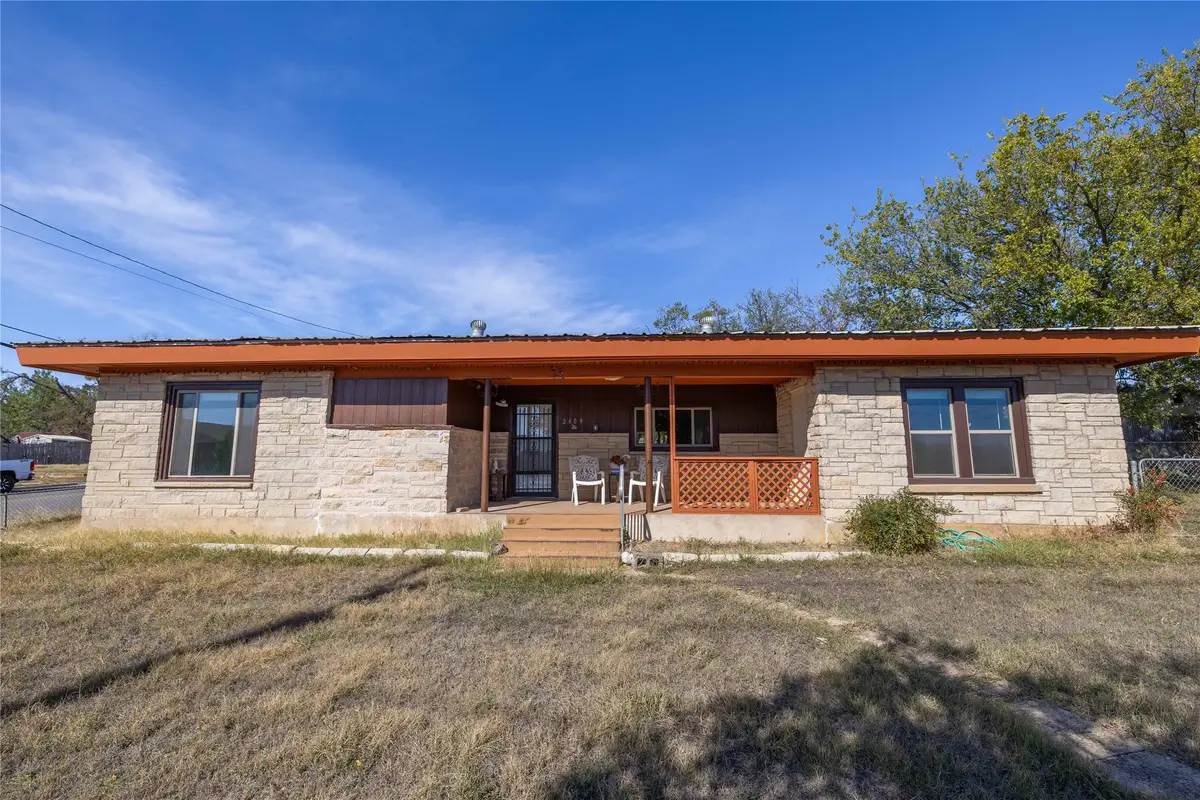 2609 Coggin Avenue, Brownwood, TX 76801 - #1