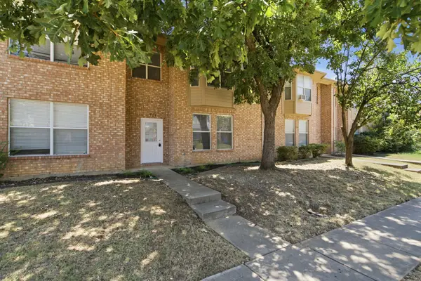 1504 Barbara Drive, Lewisville, TX 75067