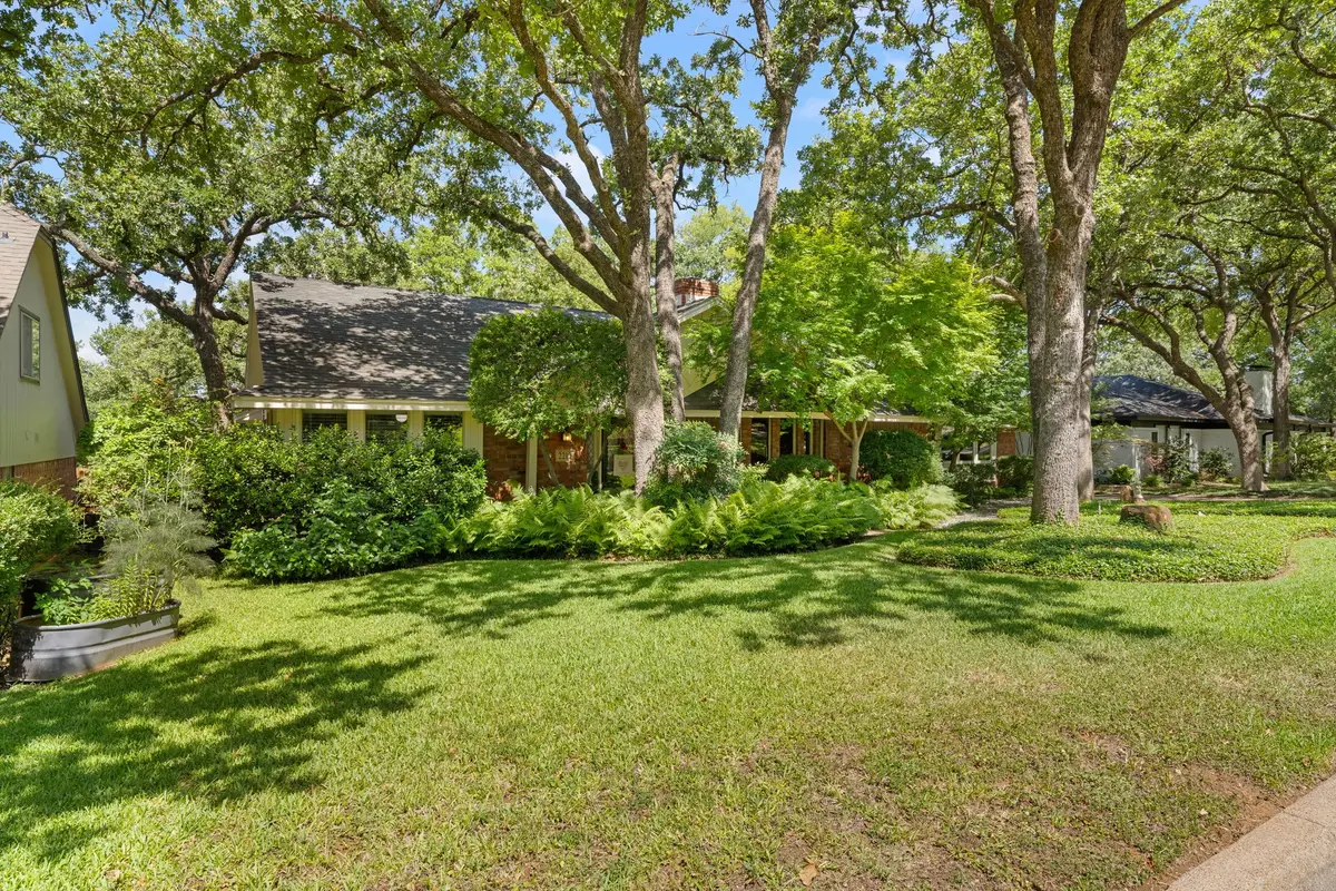 2212 Prestonwood Drive, Arlington, TX 76012 - #1