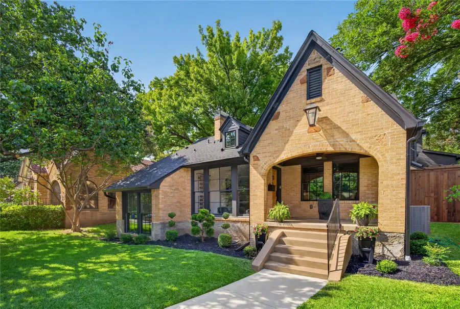 1010 Valencia Street, Dallas, TX 75223 - #2