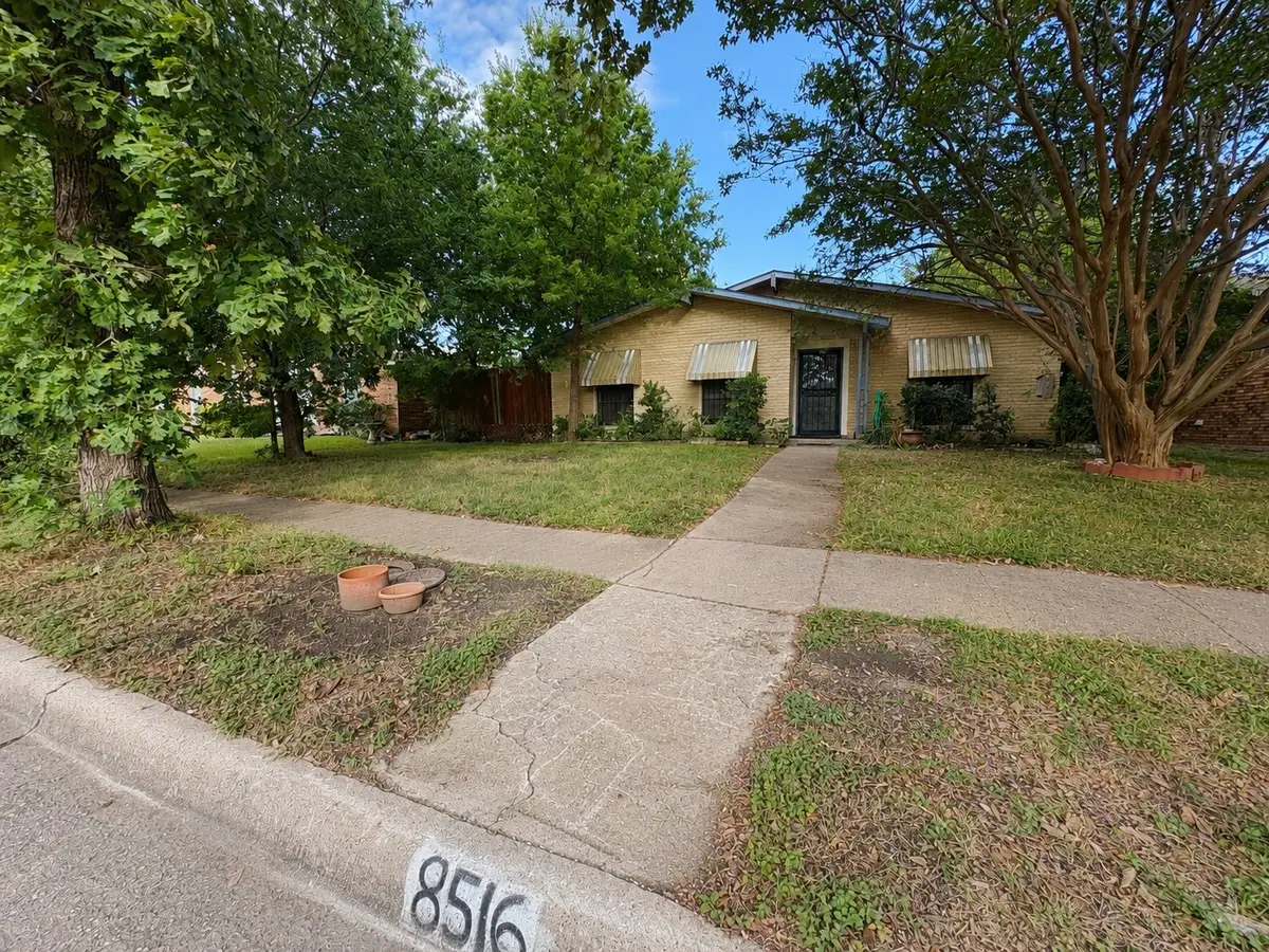 8516 Londonderry Lane, Dallas, TX 75228 - #1