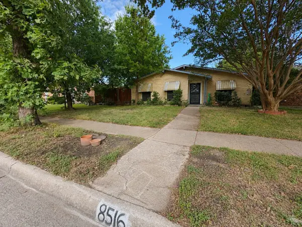 8516 Londonderry Lane, Dallas, TX 75228