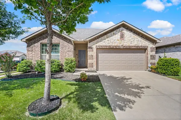 3120 Coyote Canyon Trail, Fort Worth, TX 76108