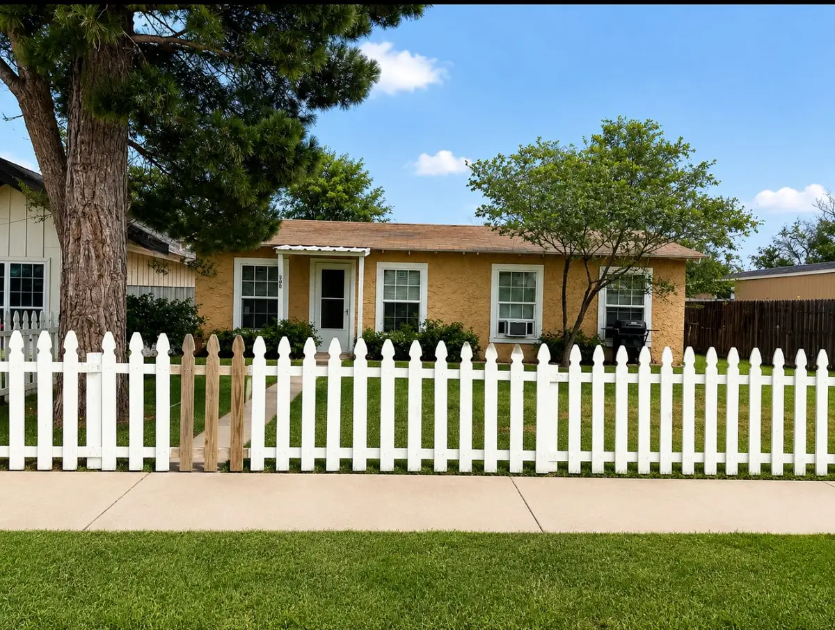 306 5th Street, Andrews, TX 79714 - #1