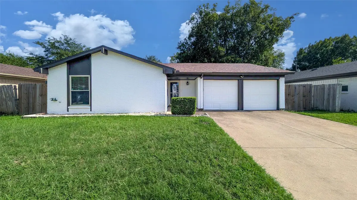 6412 Grasshopper Drive, Watauga, TX 76148 - #1