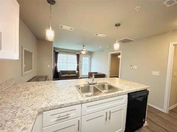 6108 Abrams Road #202, Dallas, TX 75231