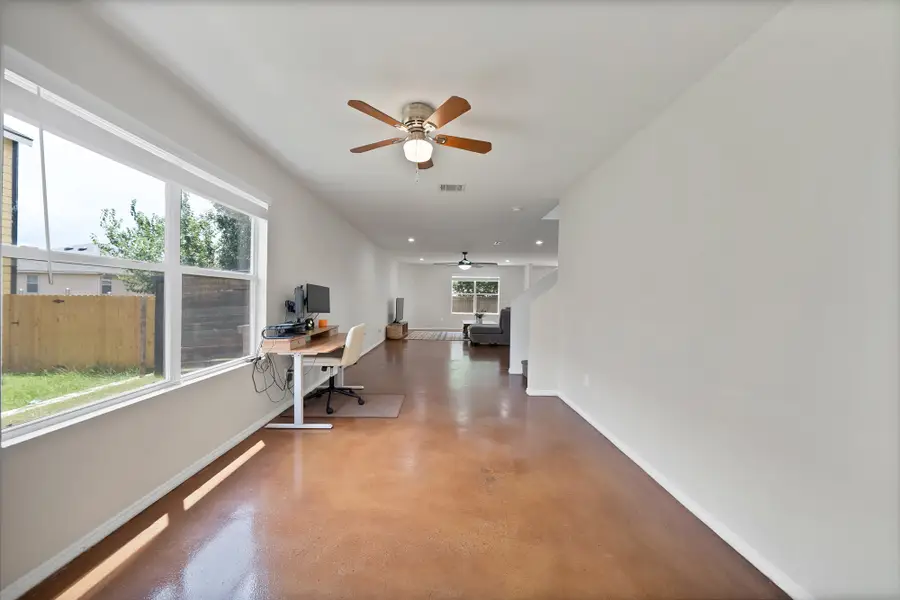 1015 Crow Court, Southwest Dallas, TX 75051 - #2
