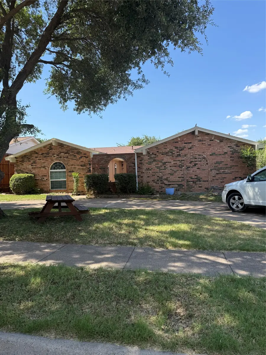 1801 Tameria Drive, Irving, TX 75060 - #2