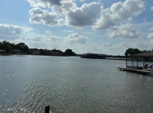 1408 Island Village Court, Granbury, TX 76048