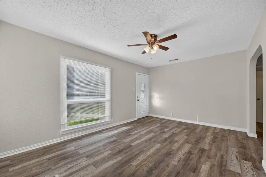 2334 Kathleen Avenue, Dallas, TX 75216 - #3
