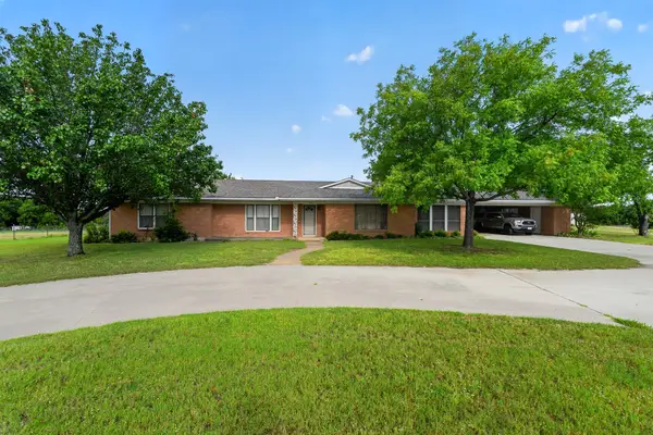 2211 Fisher Street, Goldthwaite, TX 76844