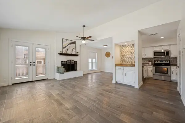 2751 Stonecreek Court, Carrollton, TX 75006