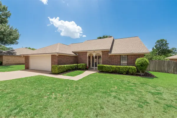 607 S 2nd Street, Midlothian, TX 76065