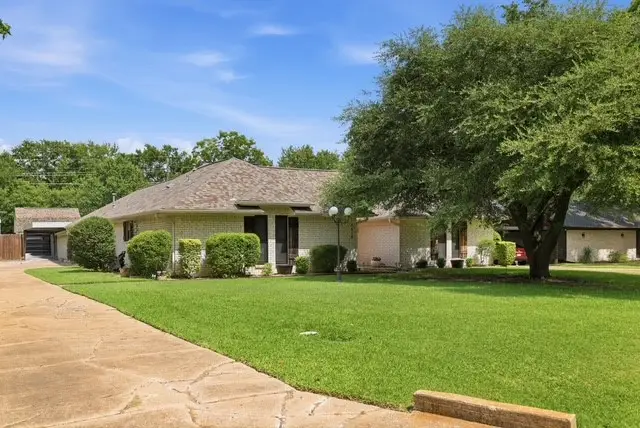 5413 Bello Vista Drive, Sherman, TX 75090 - #2
