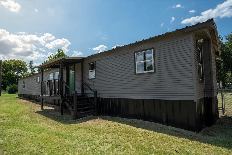 7058 Cimmaron Trail, Weatherford, TX 76087 - #2
