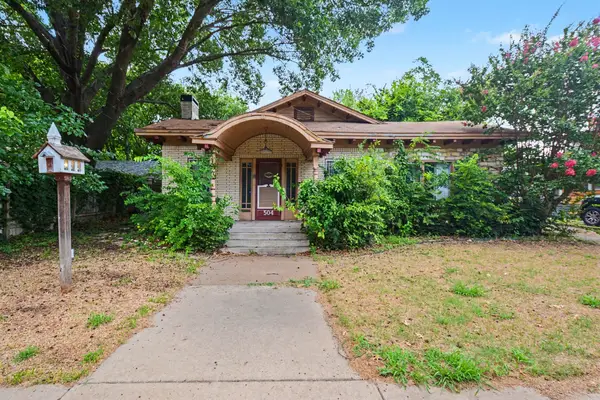 504 N College Street, McKinney, TX 75069