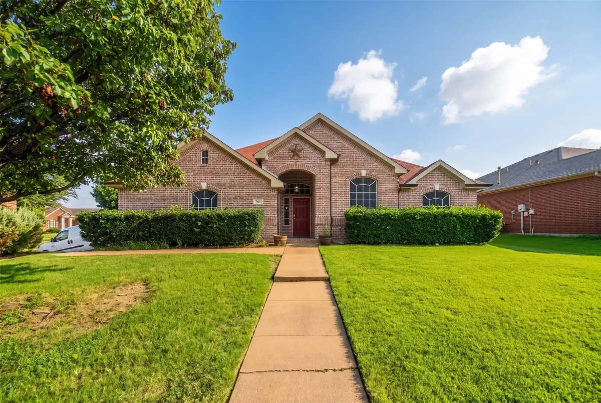 701 Boone Trail, Mansfield, TX 76063 - #1