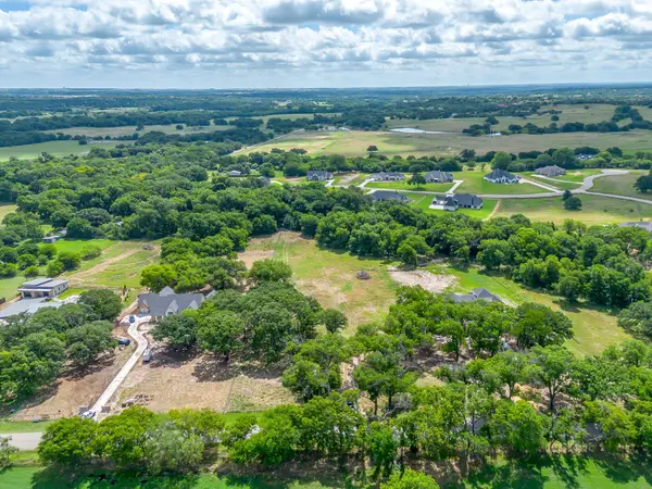 301 Dixon Road, Aledo, TX 76008