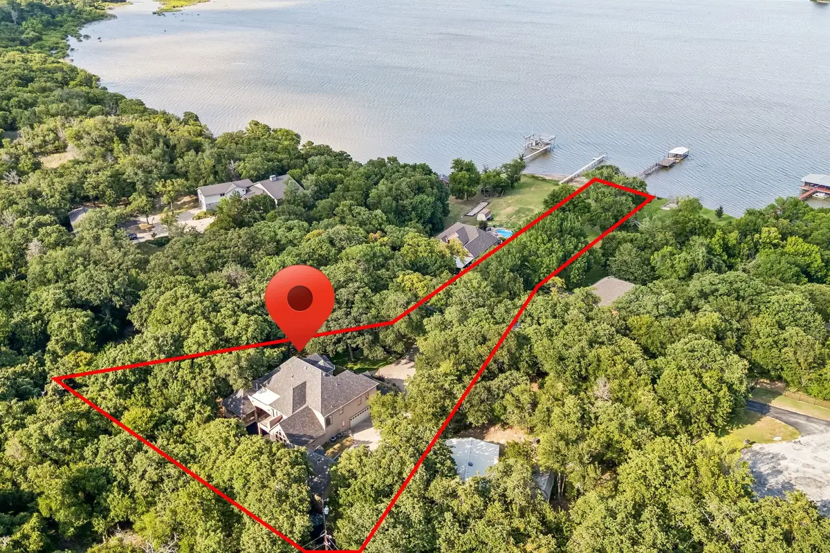 9 N Eagle Point #A, Azle, TX 76020 - #1