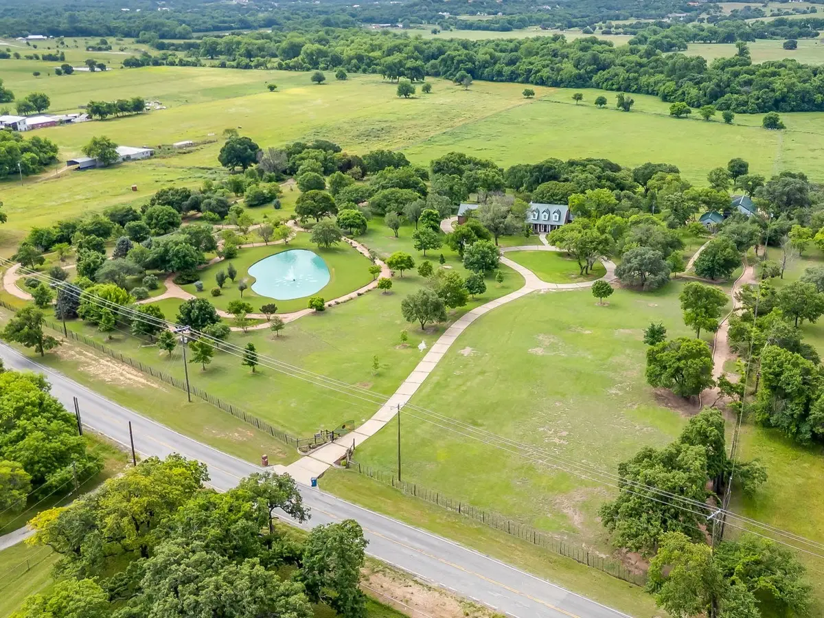 4600 E Bankhead Highway, Hudson Oaks, TX 76087 - #1