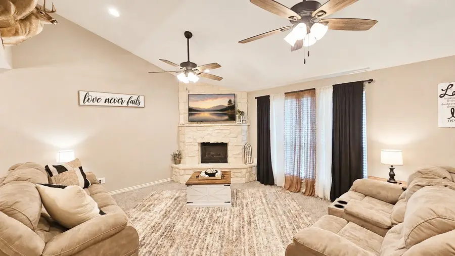 221 S Avenue C, Point, TX 75472 - #2