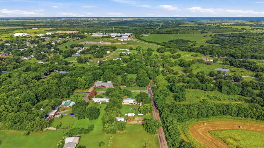 505 Aaron Lane, Southmayd, TX 75092 - #2