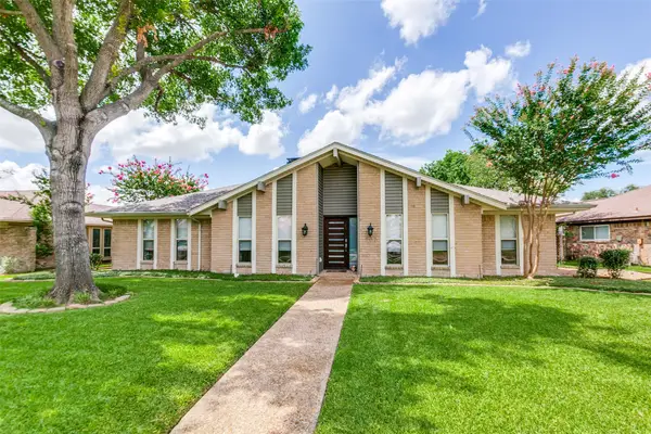 902 Windsong Trail, Richardson, TX 75081