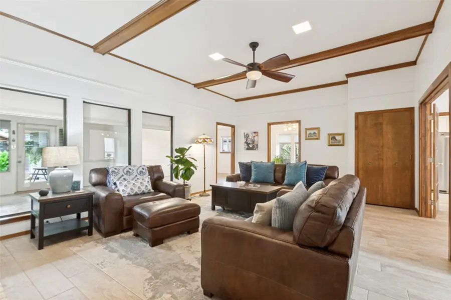 902 Windsong Trail, Richardson, TX 75081 - #3