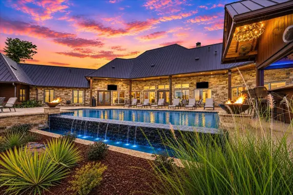 908 Sailboat Drive, Corsicana, TX 75109