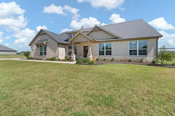 6304 Rustic Edge Street, Godley, TX 76044