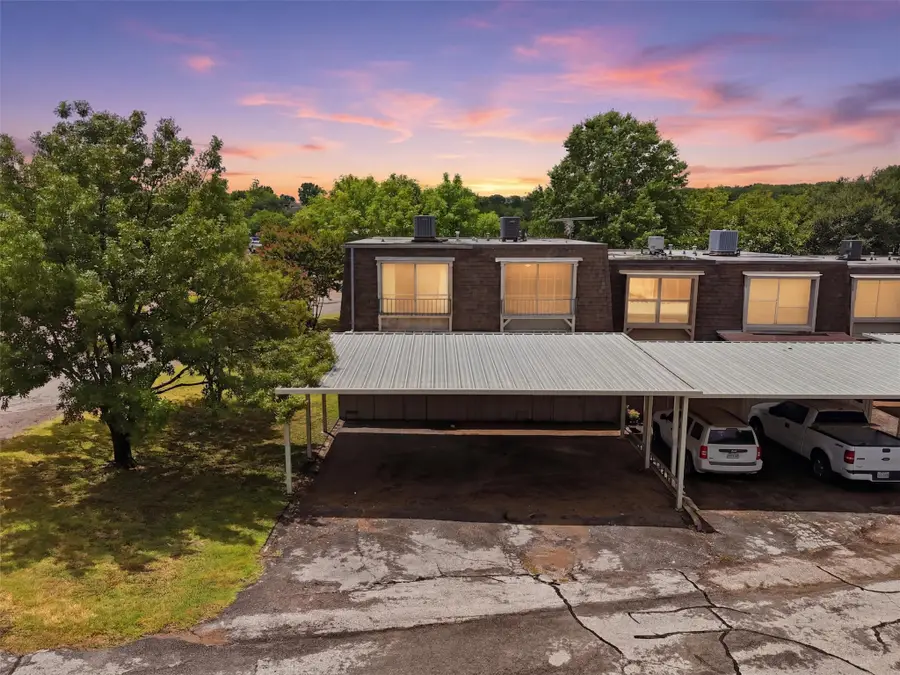 4318 Overlook Court, Granbury, TX 76049 - #3