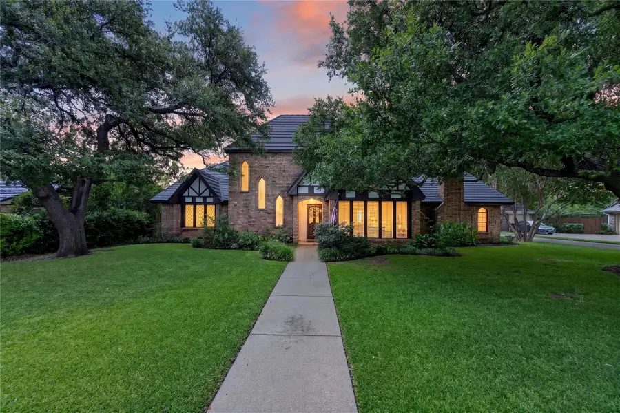 405 Charleston Court, Hurst, TX 76054 - #2
