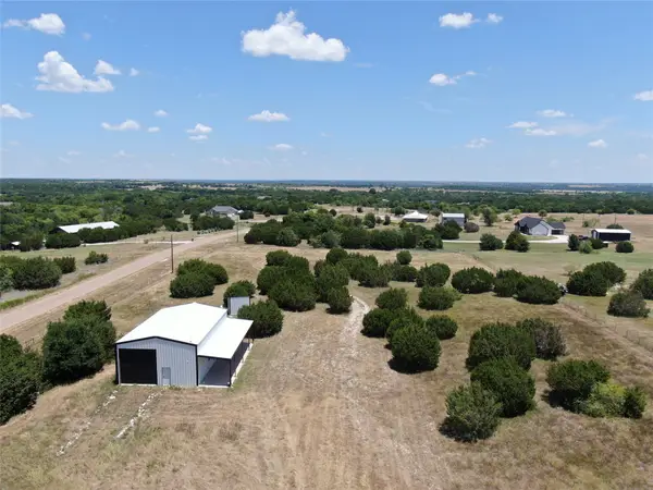 1065 Augustus Court, Rio Vista, TX 76093