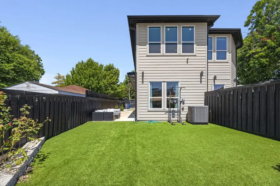 2722 Hondo Avenue, Dallas, TX 75219 - #2