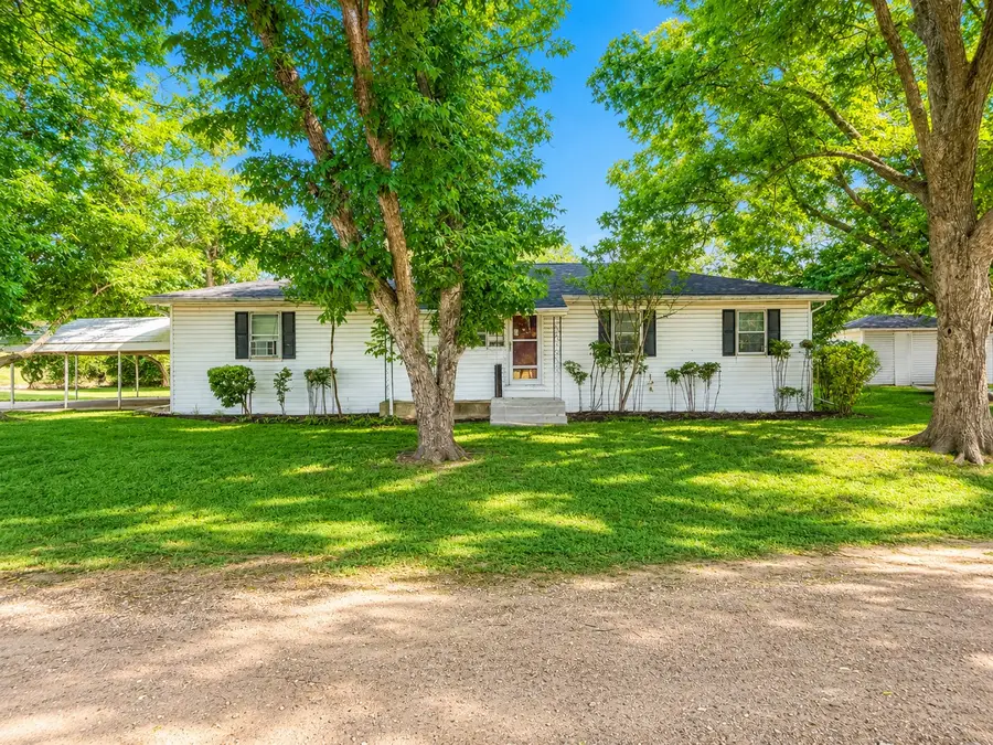 310 SW 7th Street, Kerens, TX 75144 - #2