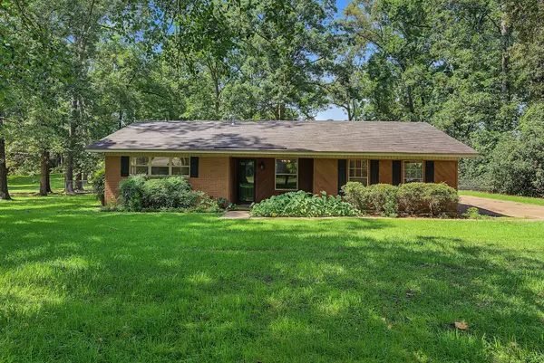 9321 Dogwood Trail, Haughton, LA 71037