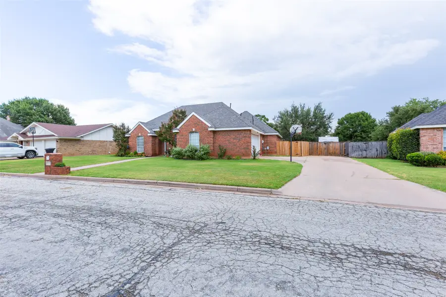 771 Lytle Shores Drive, Abilene, TX 79602 - #3