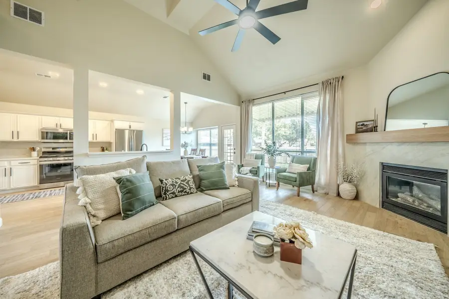 801 Cobblestone Drive, Lewisville, TX 75067 - #2
