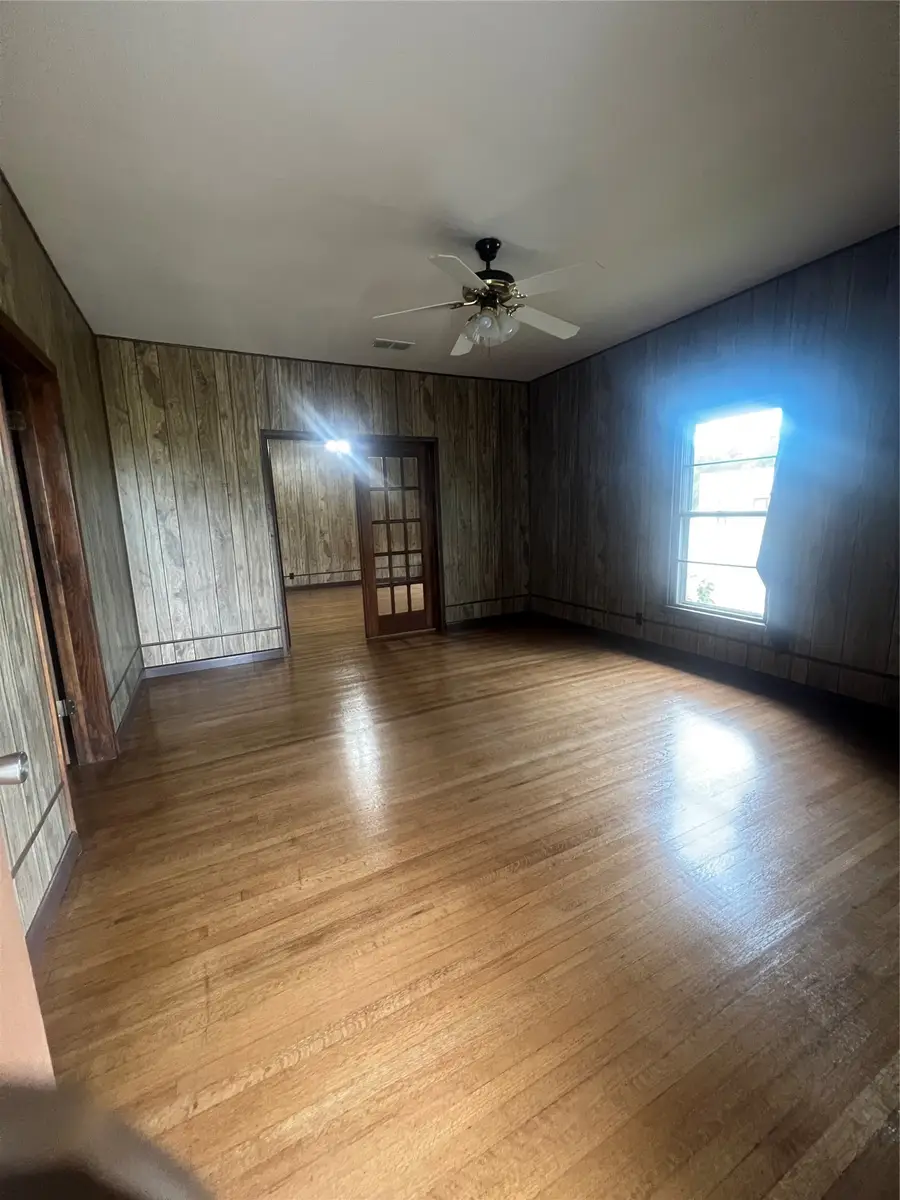 340 Walnut Street, Baird, TX 79504 - #2