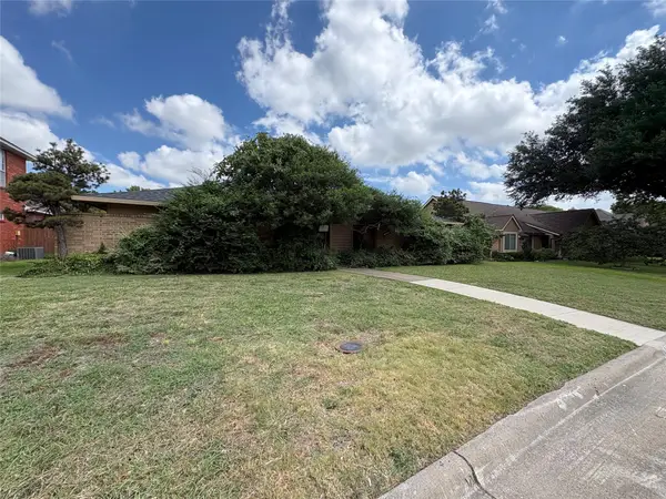 2730 Cladius Drive, Grand Prairie, TX 75052