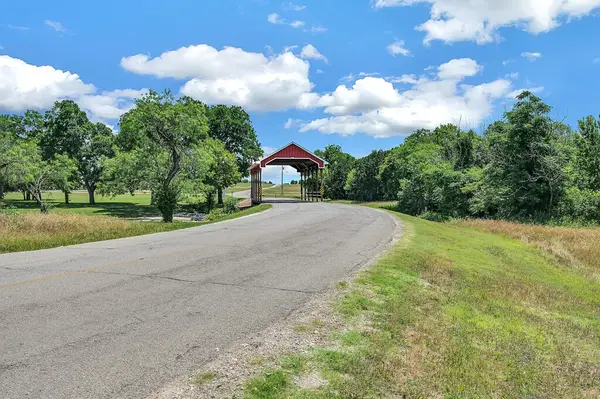 40080 Elmwood Drive, Whitney, TX 76692