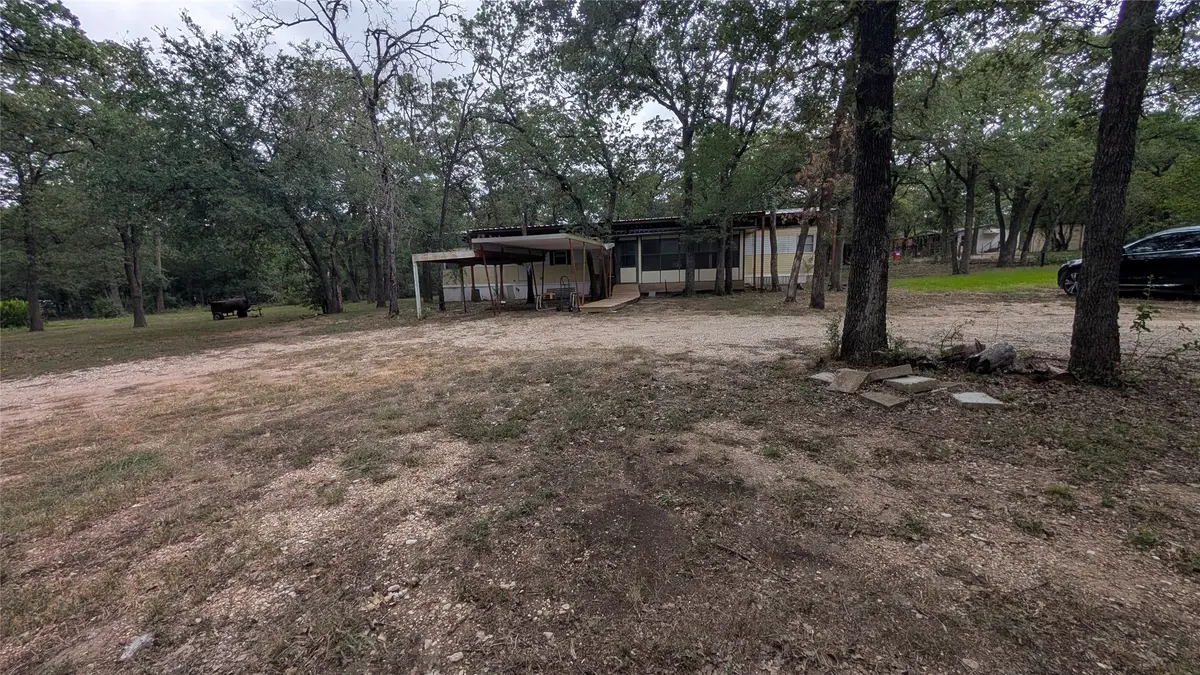 325 Oakgrove Circle, Elm Mott, TX 76640 - #1