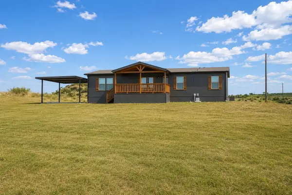 1023 Hopewell Road, Bellevue, TX 76228